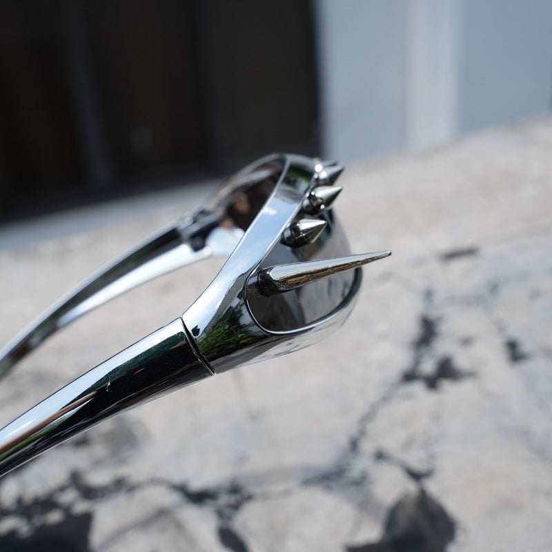 Rivet Future Sense Punk Sunglasses - Onlymaker
