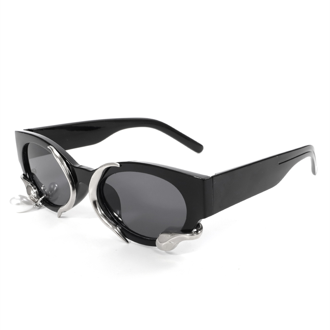 Pearl Pendant Cat Eye Sunglasses - Onlymaker